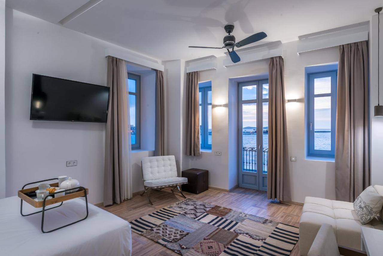 Shapes Luxury Suites Ermoupoli Exterior foto