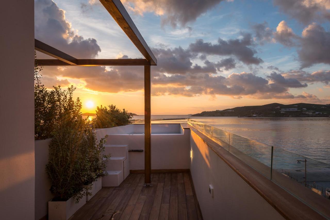 Shapes Luxury Suites Ermoupoli Exterior foto