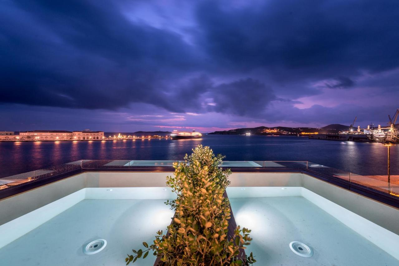 Shapes Luxury Suites Ermoupoli Exterior foto